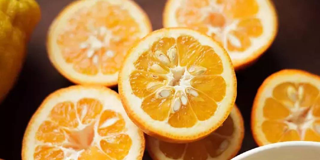 Kendisi ve kabuğu kadar çekirdeği de faydalı çıktı! İlaç gibi yutun, bilen çöpe atmıyor 1